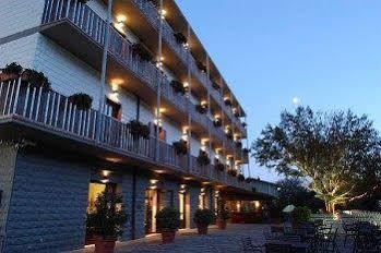 Hotel Miralago San Potito Sannitico 外观 照片